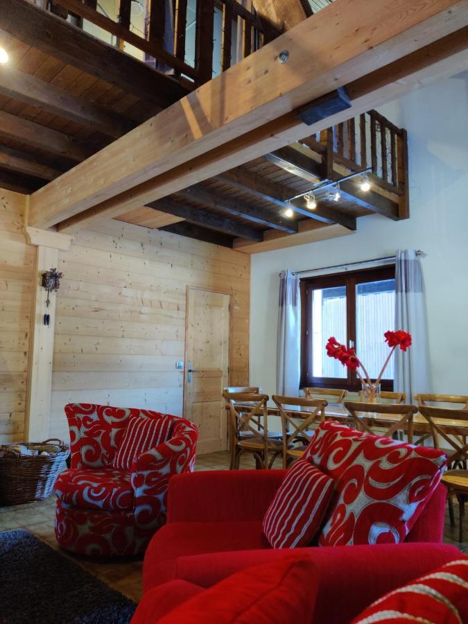 אבונדאנס Spacious Ski Chalet In Traditional French Village, Sleeps 8, Four Star With Fibre Broadband מראה חיצוני תמונה