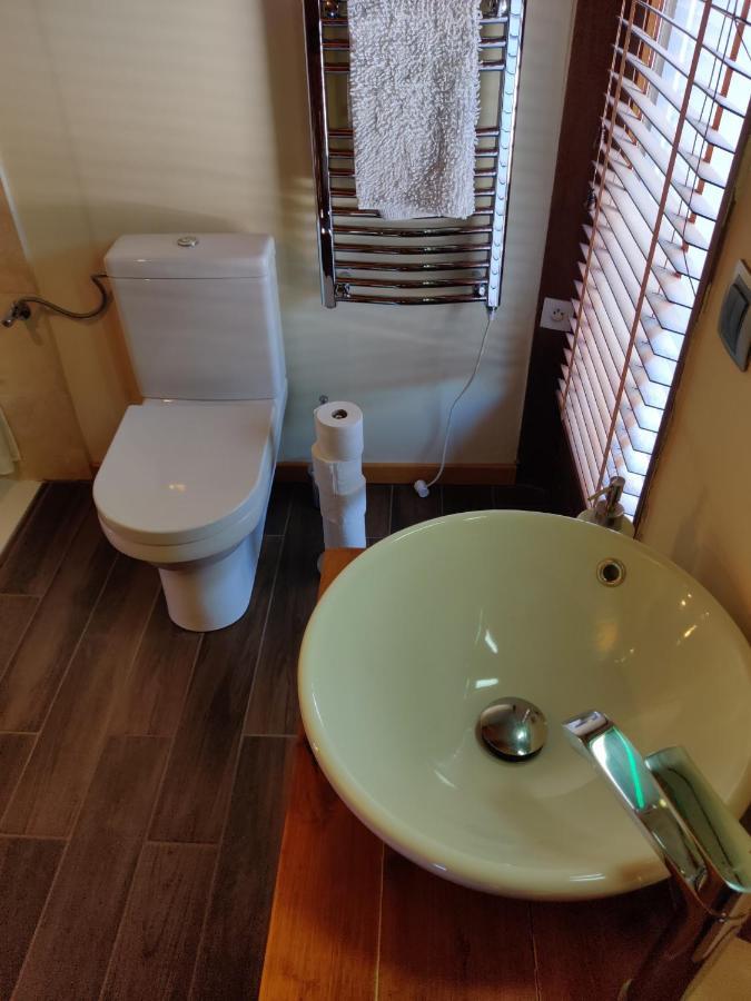 אבונדאנס Spacious Ski Chalet In Traditional French Village, Sleeps 8, Four Star With Fibre Broadband מראה חיצוני תמונה