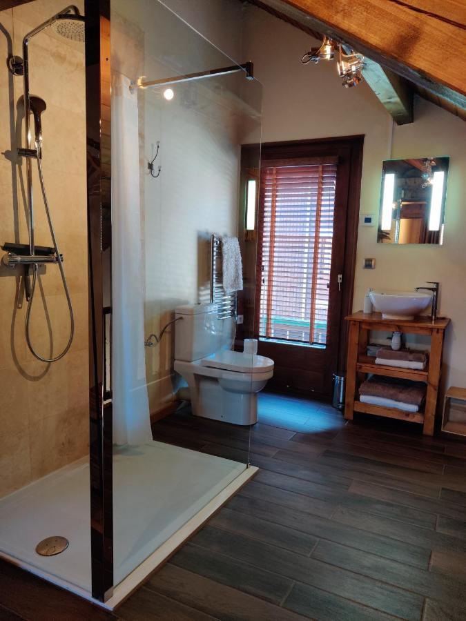 אבונדאנס Spacious Ski Chalet In Traditional French Village, Sleeps 8, Four Star With Fibre Broadband מראה חיצוני תמונה