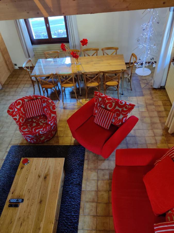 אבונדאנס Spacious Ski Chalet In Traditional French Village, Sleeps 8, Four Star With Fibre Broadband מראה חיצוני תמונה