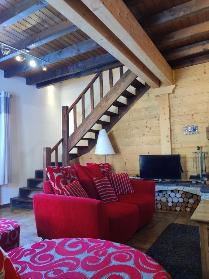 אבונדאנס Spacious Ski Chalet In Traditional French Village, Sleeps 8, Four Star With Fibre Broadband מראה חיצוני תמונה